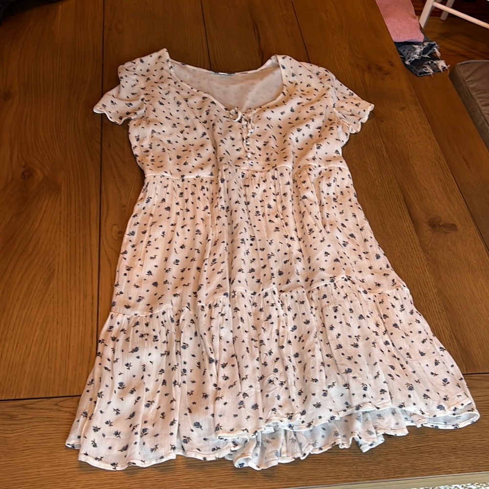 American Eagle Outfitters White Floral Dress